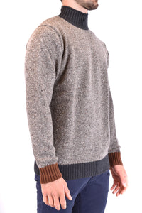 Kangra Turtleneck